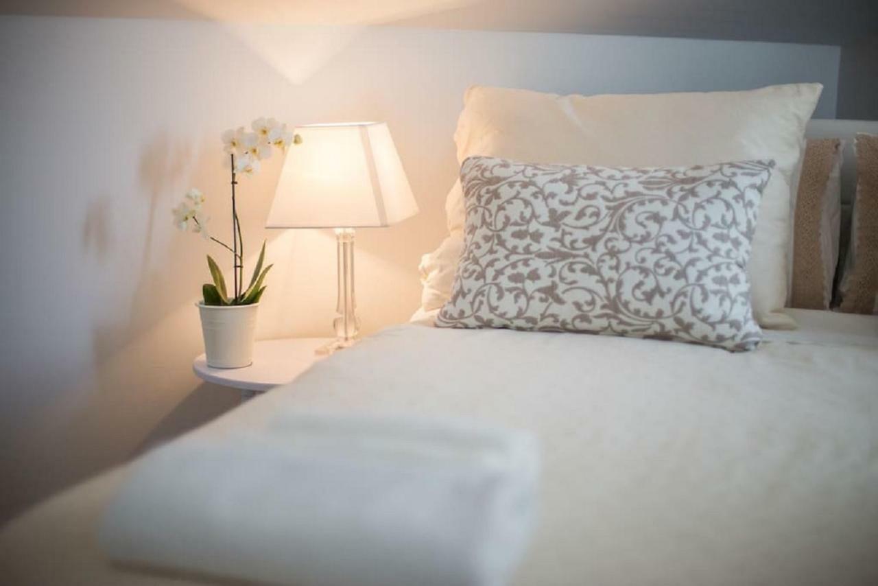 Apartman Bella With Pool Novalja